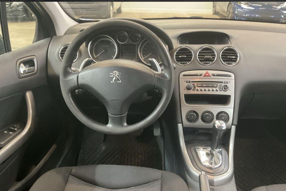 2012 Peugeot 308 SW 1.6 HDI Access EGS6 — 2