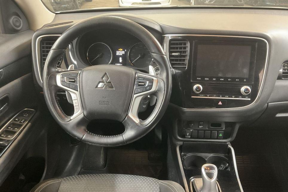 2020 Mitsubishi MITSUBISHI Outlander 2.4 PHEV Value 4WD Automatic — 2